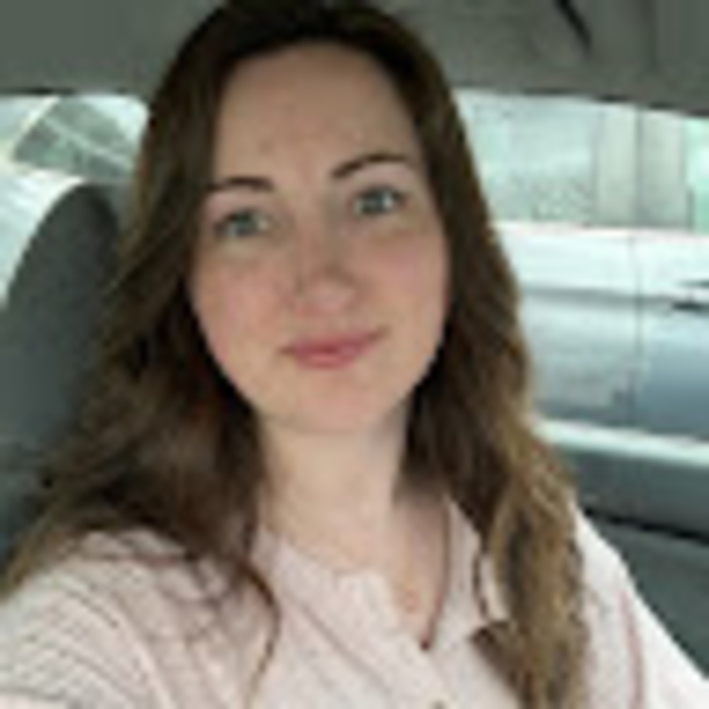 Meet your Posher, Leslie